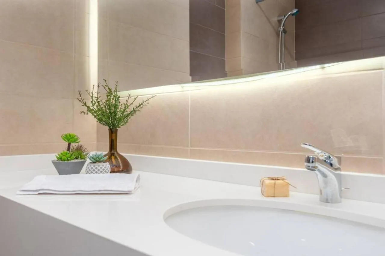 Sima 2 Bedroom Apt In Tilal El Fanar Apartment